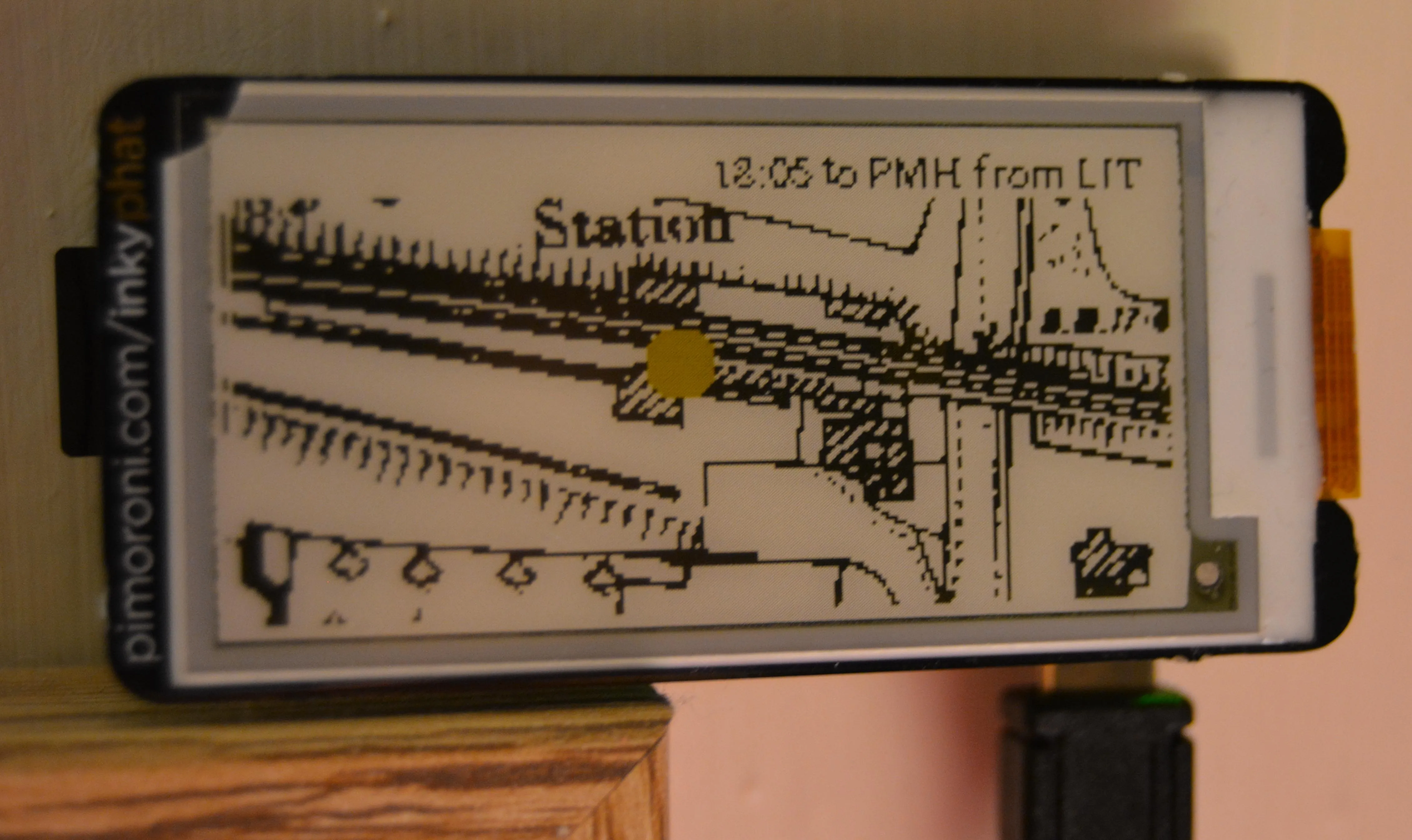 Station Watcher displaying a train at the station